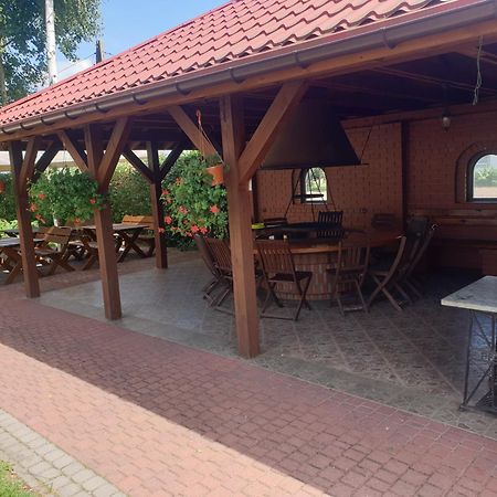 Osrodek Agroturystyczny Zacisze Villa Giewartow Exterior photo